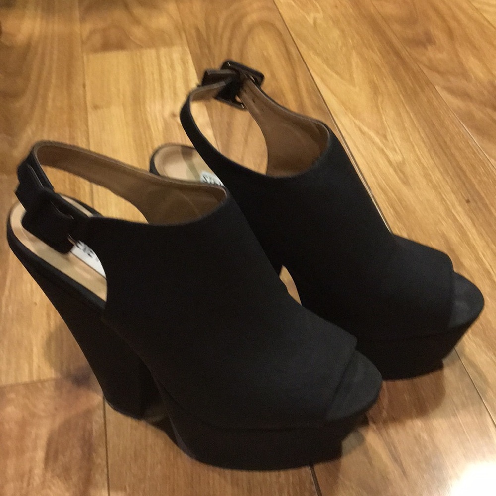 Steve Madden wedges